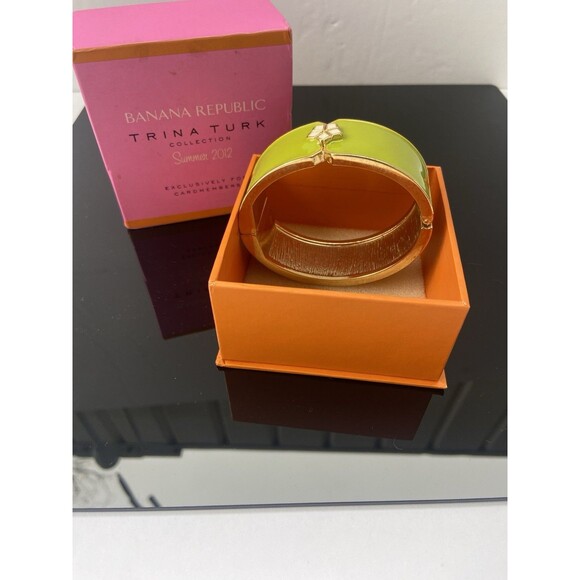 Banana Republic x Trina Turk Enamel Cuff Bracelet Green Gold 2012 Boxed Limited - Picture 7 of 16